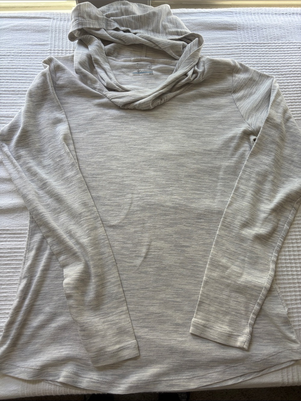 Columbia Light Gray Women's Hooded Long-Sleeve Pullover Sweatshirt